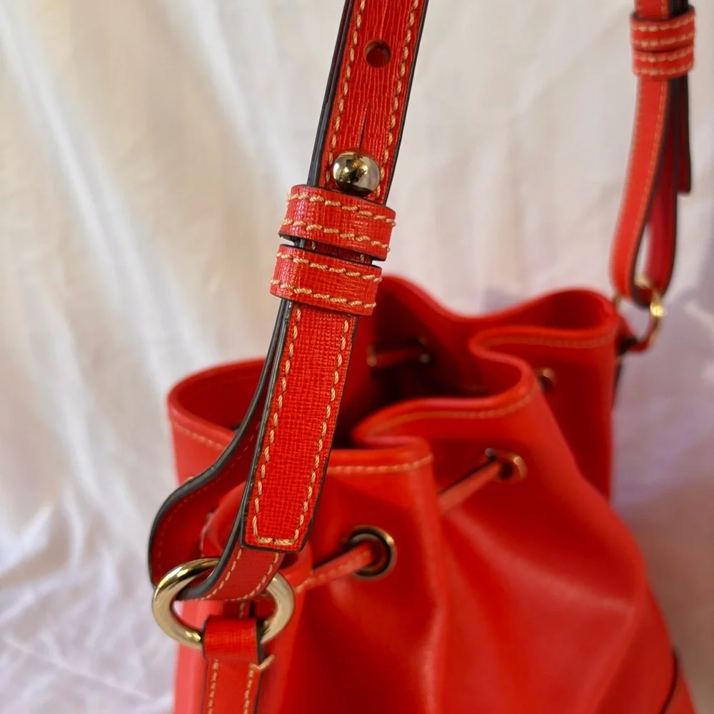 Dooney & Bourke Saffiano Kendall Crossbody Fall Tomato Bag Purse NEW - Picture 11 of 16